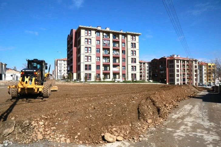 Battalgazi Belediyesi, Şehit Fevzi Mahallesi’ndeki Yollarda Altyapı Sağlamlaştırma Çalışmaları Gerçekleştirdi