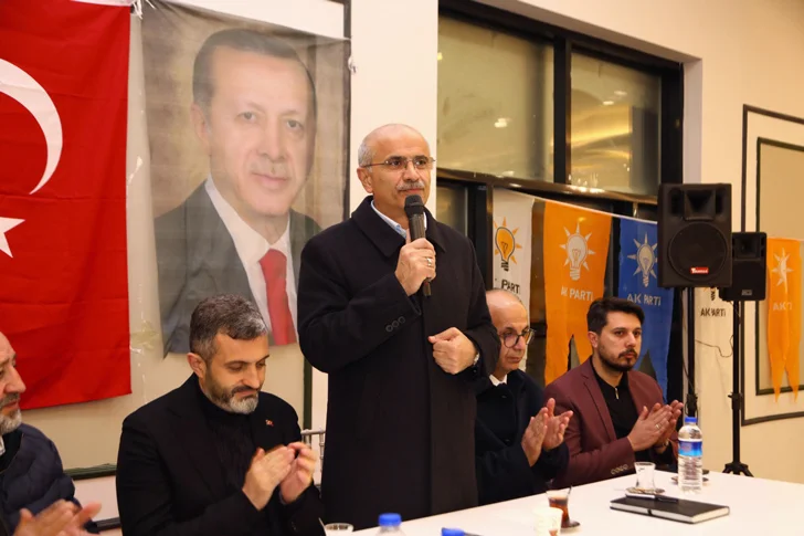 Büyükşehir Belediye Başkan Adayı Sami Er, Yeşilyurt ilçesine bağlı Şahnahan Mahallesi sakinleriyle bir araya geldi.