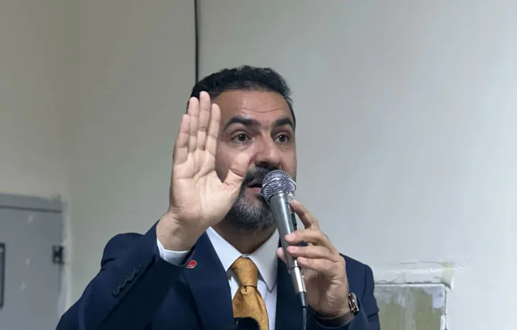 Yeniden Refah Partisi Malatya Büyükşehir Belediye Başkan Adayı Bilal Yıldırım, “Belediyelerin kapısına ‘Rüşvet alan da veren de melundur’ yazacağız.”