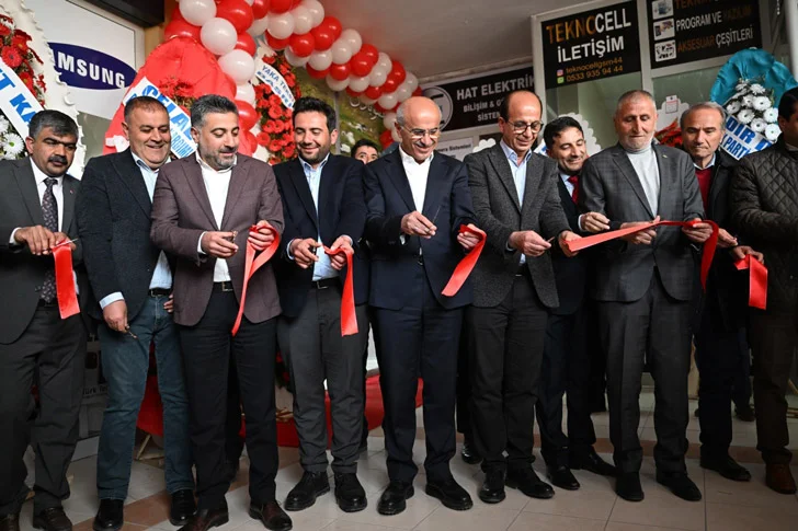 Büyükşehir Adayı Sami Er: “Malatya’nın bir an önce küllerinden ayağa kalkması için var gücümüzle çalışacağız”