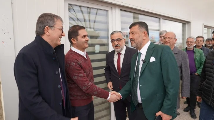 CHP Malatya Büyükşehir Belediye Başkan adayı Veli Ağbaba, Malatya’yı ‘sosyal belediyecilik’ anlayışıyla yöneteceklerini söyledi.