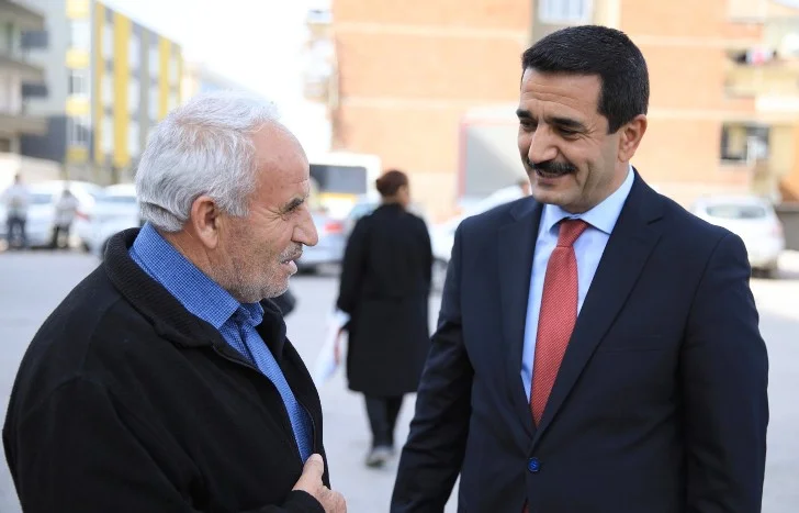 AK Parti Battalgazi Belediye Başkan Adayı Bayram Taşkın, Malatya’yı birlik beraberlik ruhu içerisinde ayağa kaldıracaklarını söyledi.