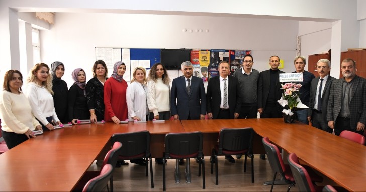 Yeşilyurt Belediyesi Öğretmenleri Unutmadı