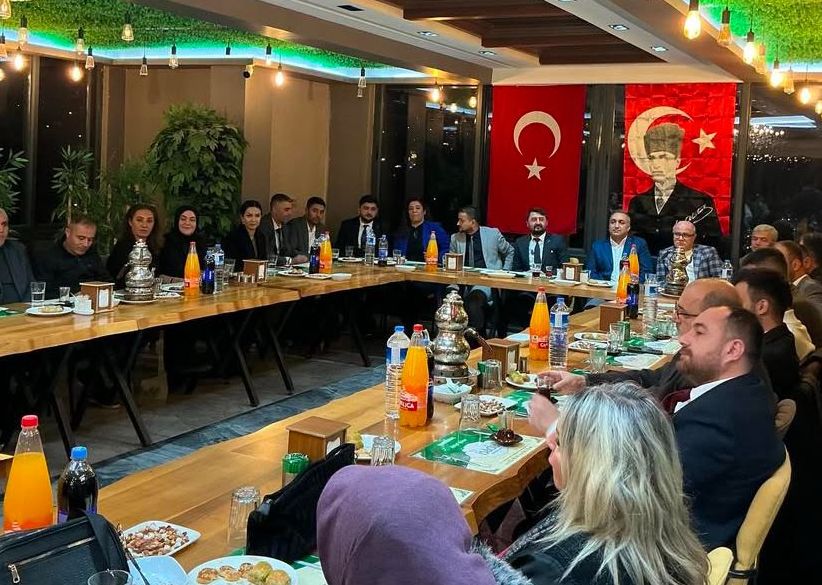 Anahtar Partisi İl Toplantısı Yoğun Katılımla Gerçekleşti