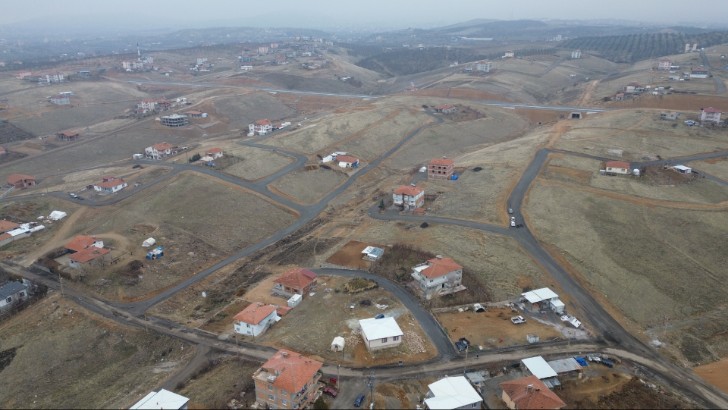 Kıraç Mahallesinde Yol Çalışmaları Tamamlandı