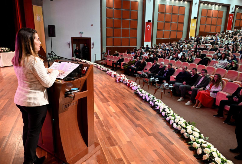 İnönü Üniversitesi 2. Anadolu Diş Hekimliği Kongresi’ne ev sahipliği yaptı