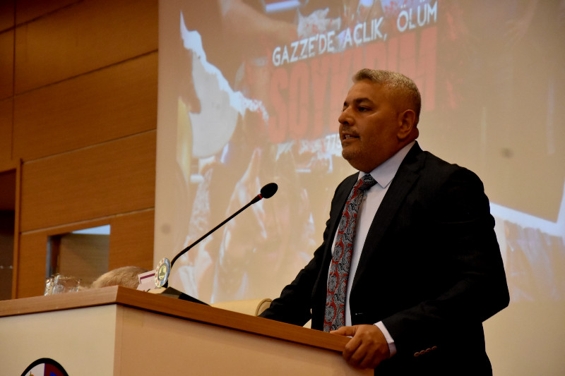 Sadıkoğlu: “İsrail insanlık düşmanı yüzünü bir kez daha göstermiştir”