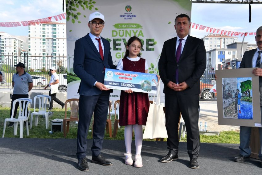 Malatya Yeşilyurt’ta Çevre Dostu Nesiller Ödüllendirildi