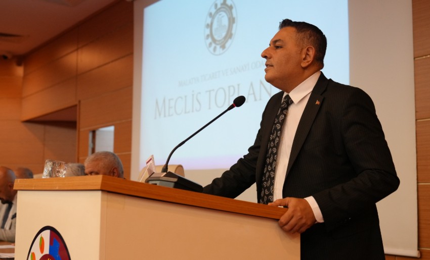 Malatya’da Uçak Seferi Krizi: “Ekonomik Çarklar İçin Ulaşım Şart”