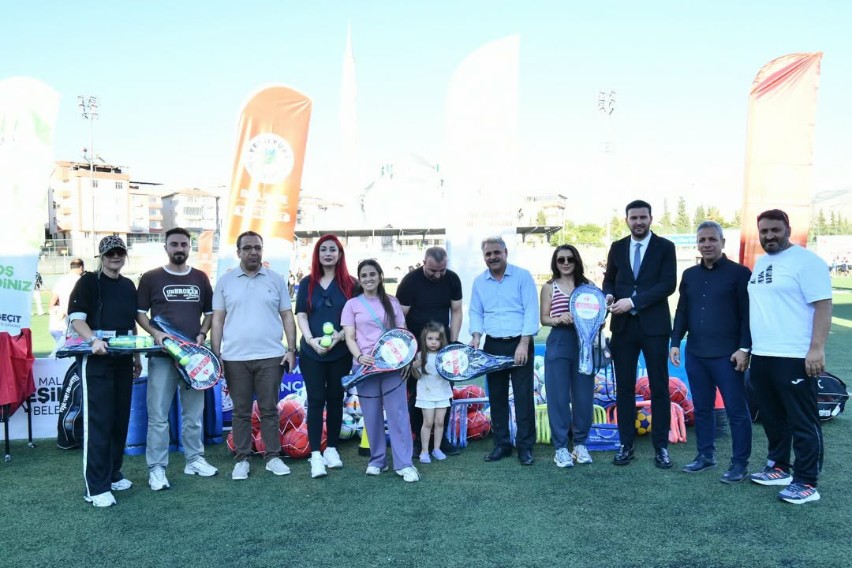 Yeşilyurt’ta Büyük Coşku: Yaz Spor Okulları ve Spor Akademisi Kapılarını Açtı
